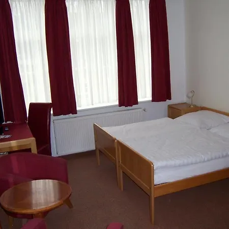 Zum Alten Fahrhaus 3* Rostock